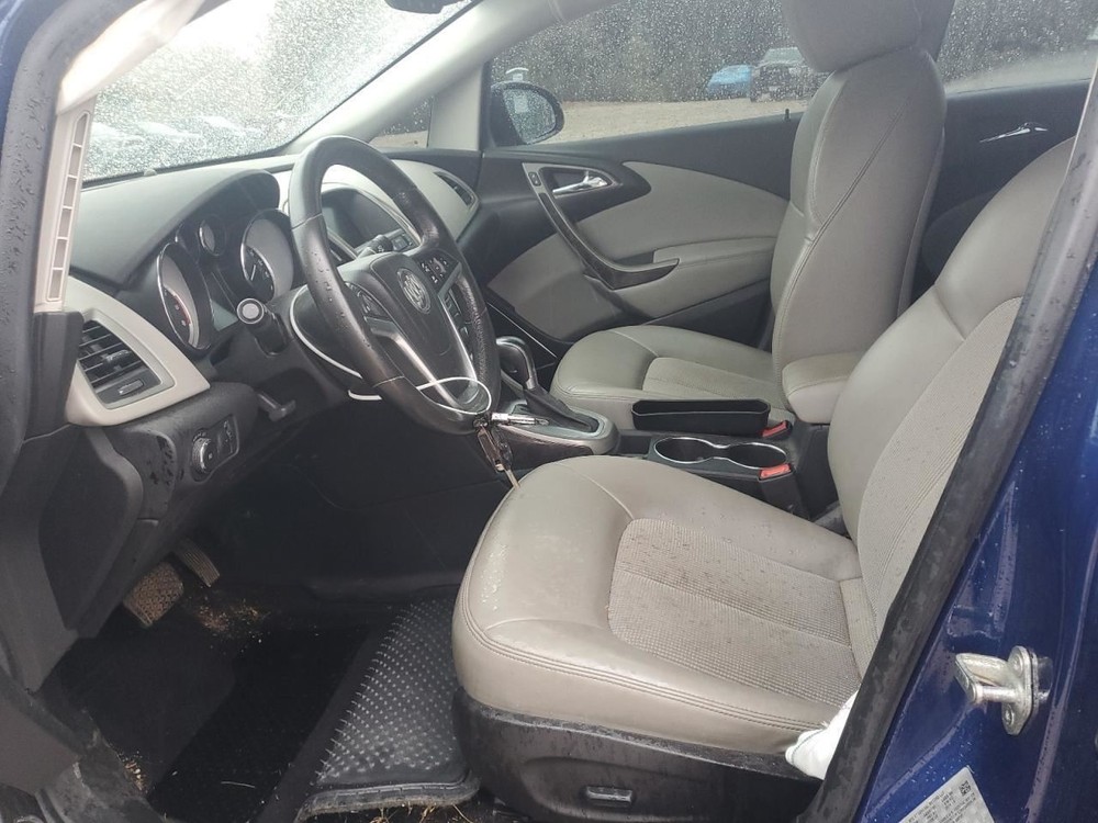 VERANO 2013 Glove Box 4894560