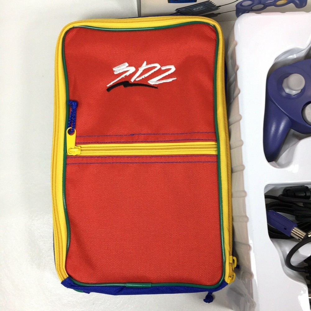 3D2 Nintendo GameCube Accessory Pak Console Carrying Case Controller & RF Switch