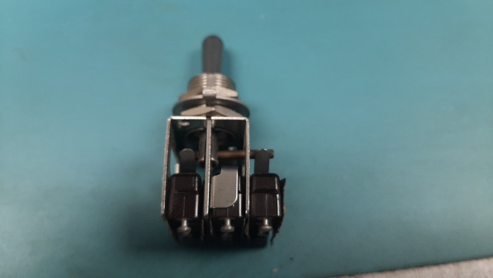 13AT5-T Honeywell Micro Switch Switch Toggle Switch