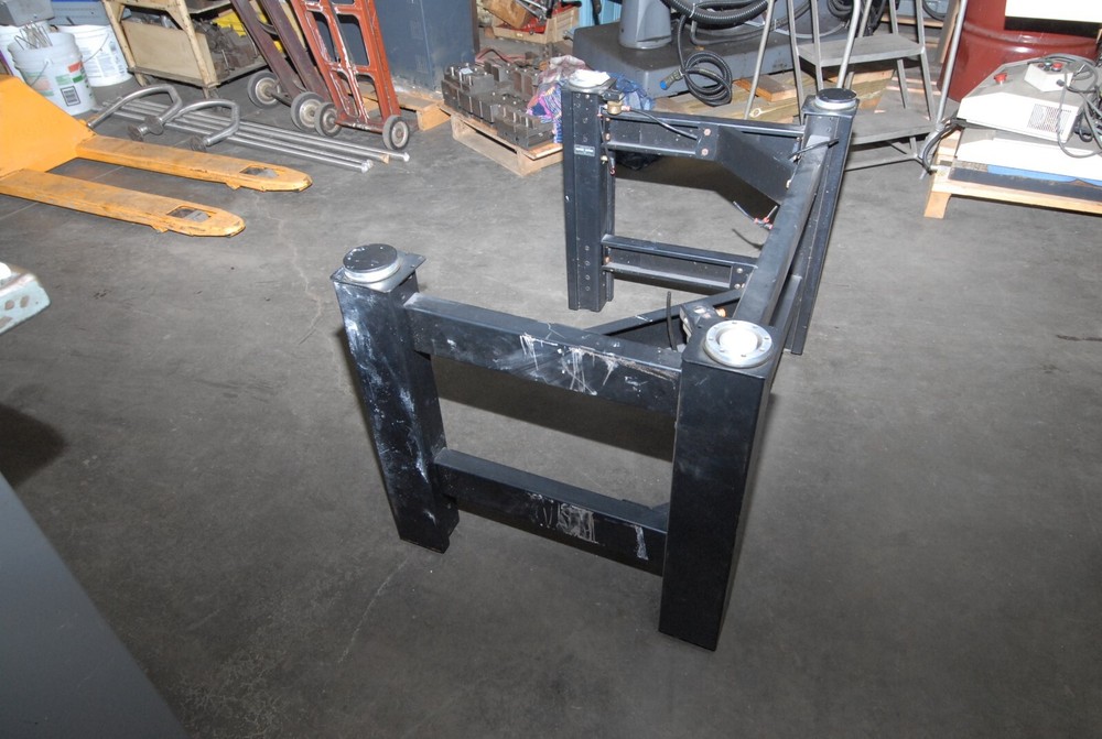 TMC Micro-G table stand model 63-542, Inv 46722