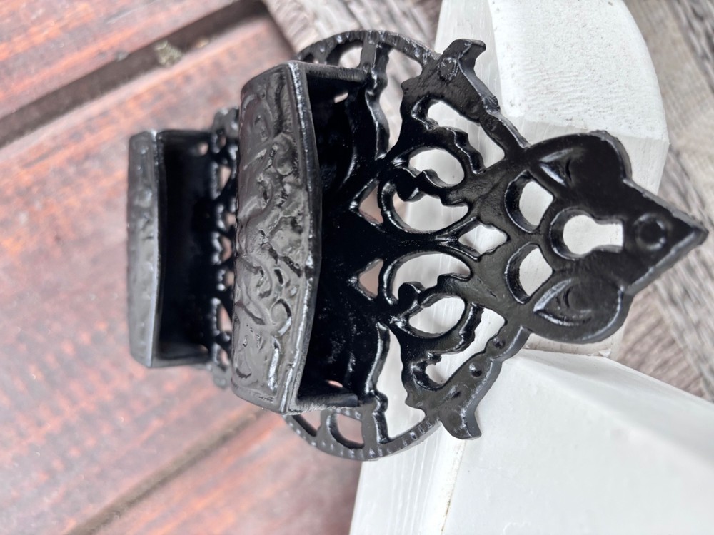 CAST IRON DOUBLE BASKET MATCH HOLDER WALL MOUNTED