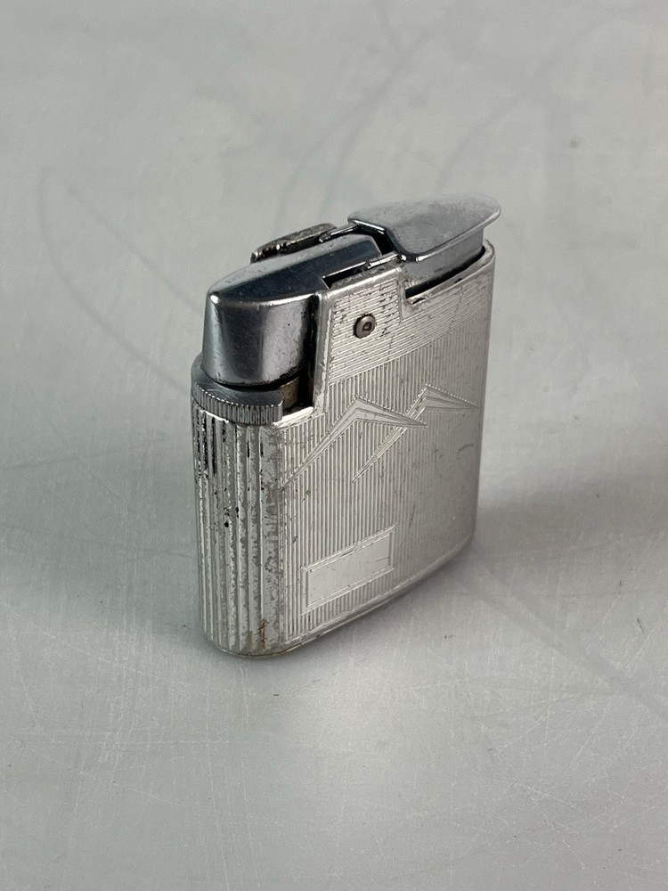 Vintage Ronson Liteguard Varaflame Silver Tone Lighter