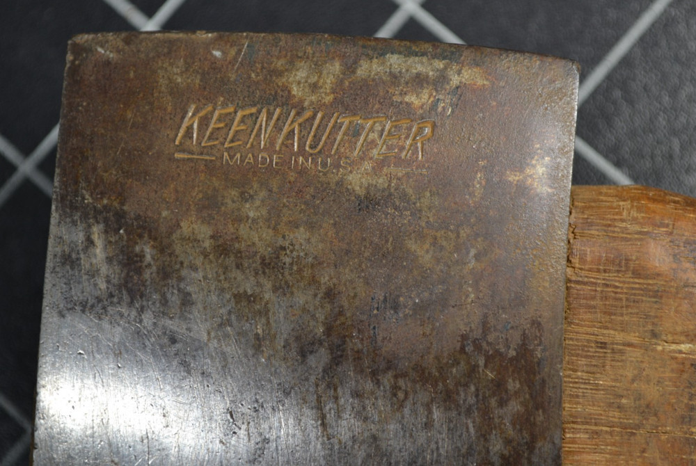 KEEN KUTTER - 2 1/2# - SINGLE BIT CAMP AXE - ALL ORIGINAL