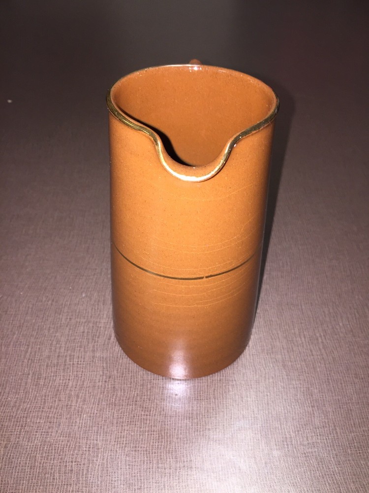 Gibsons England Pitcher