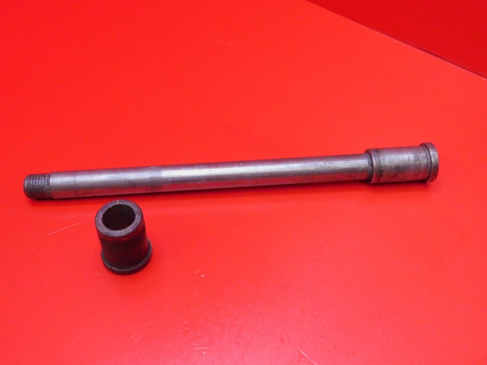 GPZ 600R FRONT WHEEL SPINDLE 1985-1990