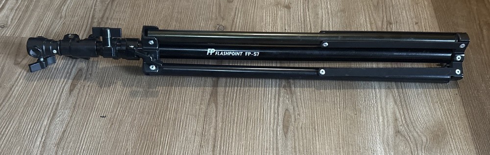 Flashpoint FPS7AS Three Section Light Stands