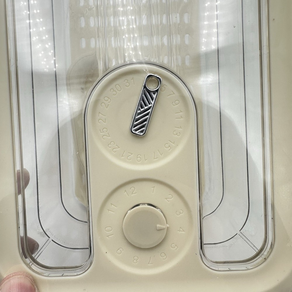 UFURO Bread Box for Kitchen Counter Airtight, Time Recording