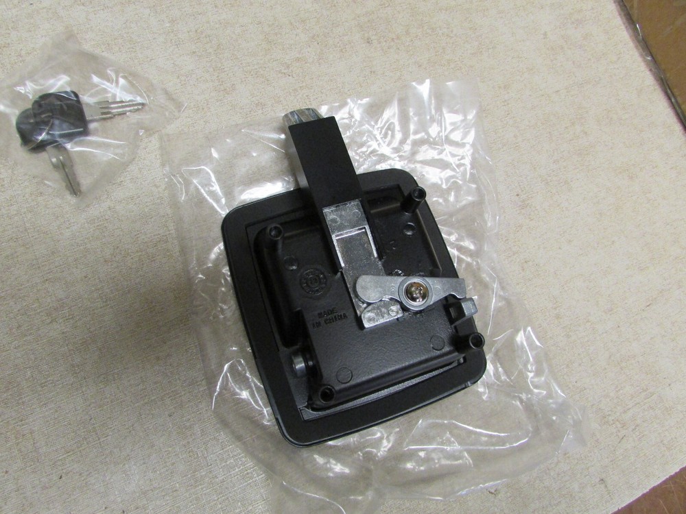 Kencon Baggage Door Lock Set IBL-305LBK RV Camper Paddle Entry Latch Handle