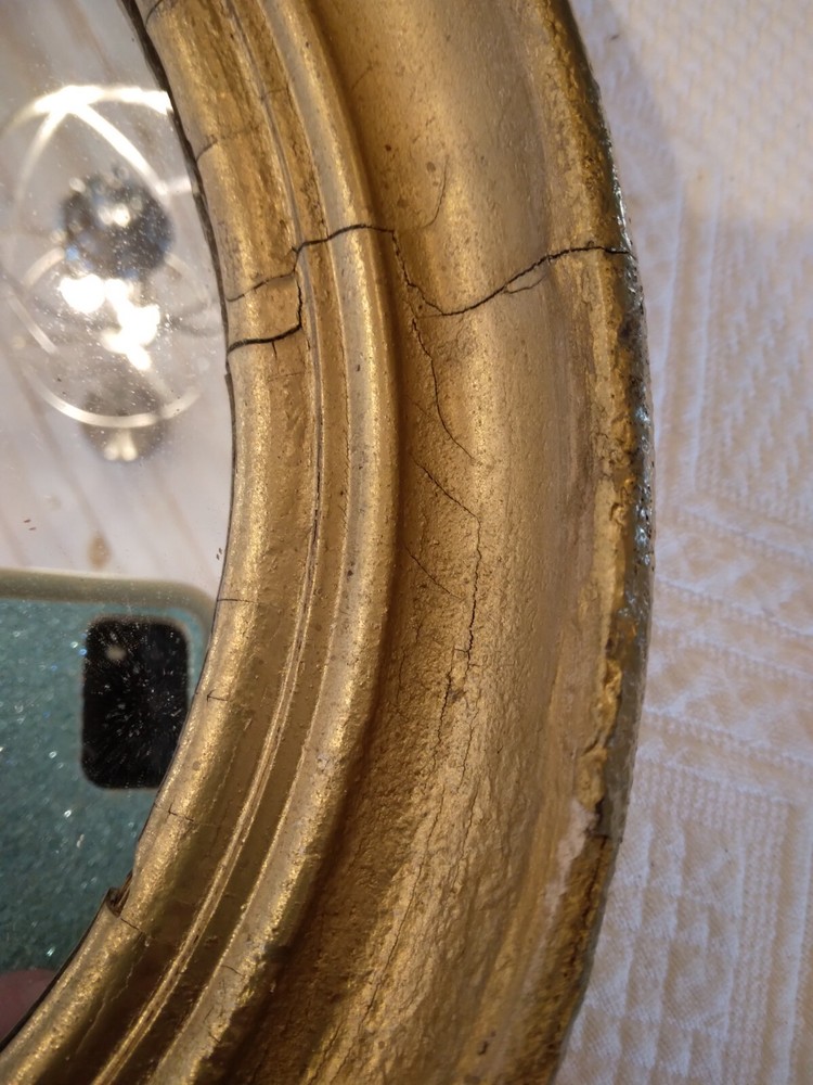 Antique Oval gilt Victorian mirror.