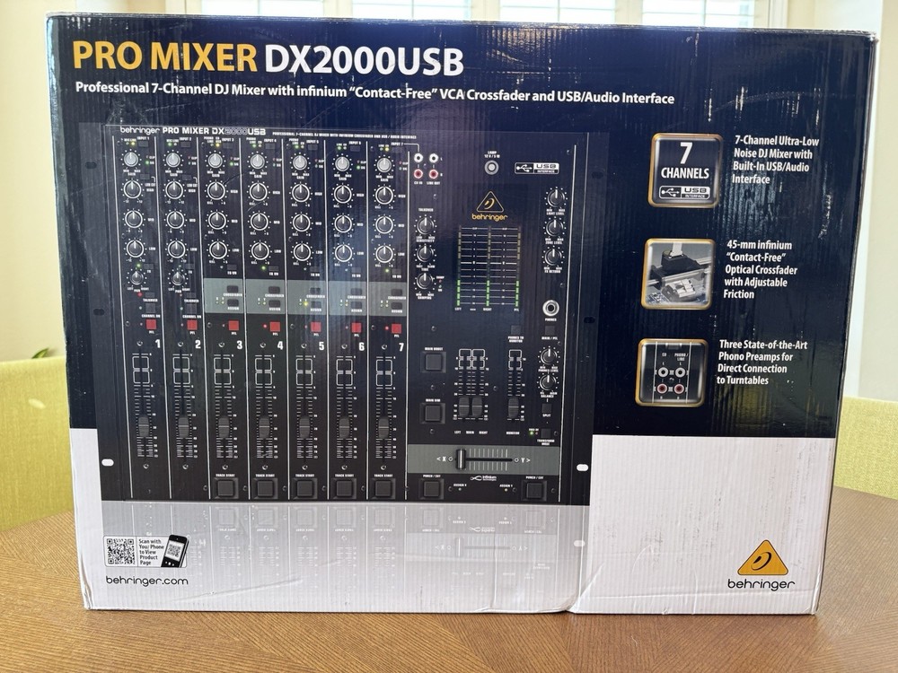 Behringer Pro Mixer DX2000USB 7-Channel DJ Mixer USB Open Box - Mint