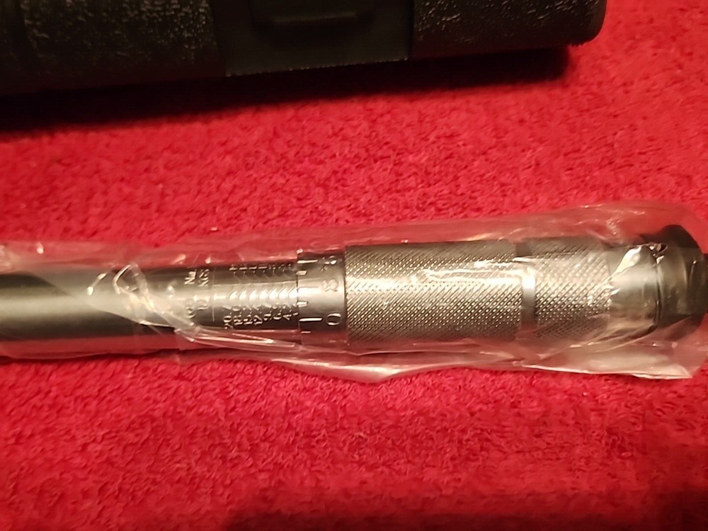 Pittsburgh 1/2" Torque Wrench Snap Socket Pro Drive Click Type Ratcheting New