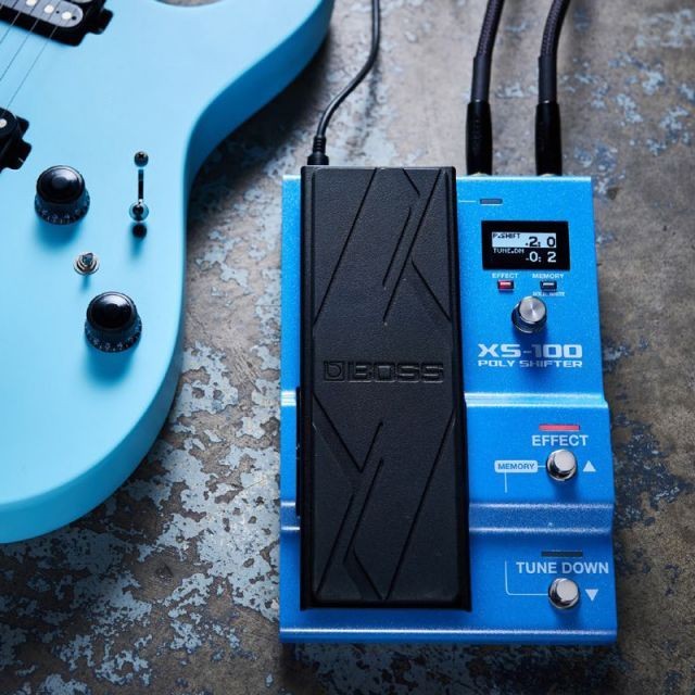 BOSS XS-100 Poly Shifter + FS-7 Footswitch & Cable