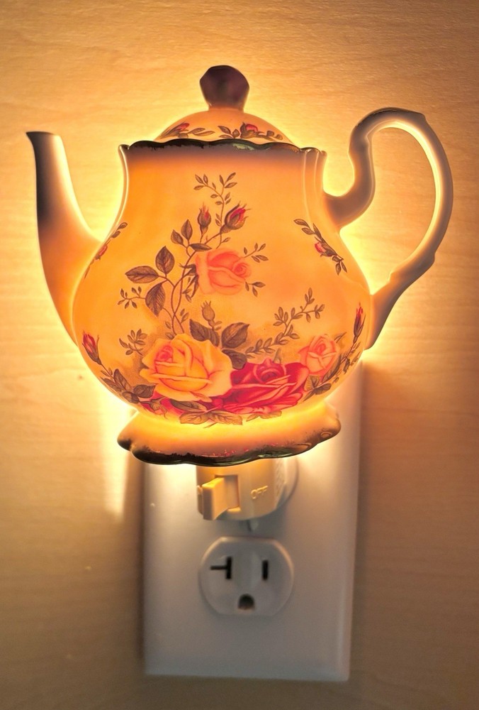 vintage Royal Albert Tea Pot Night Light