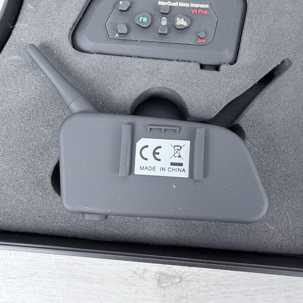 MaxQuall Professional V4 Plus Moto Intercom (Set of 3) Open Box