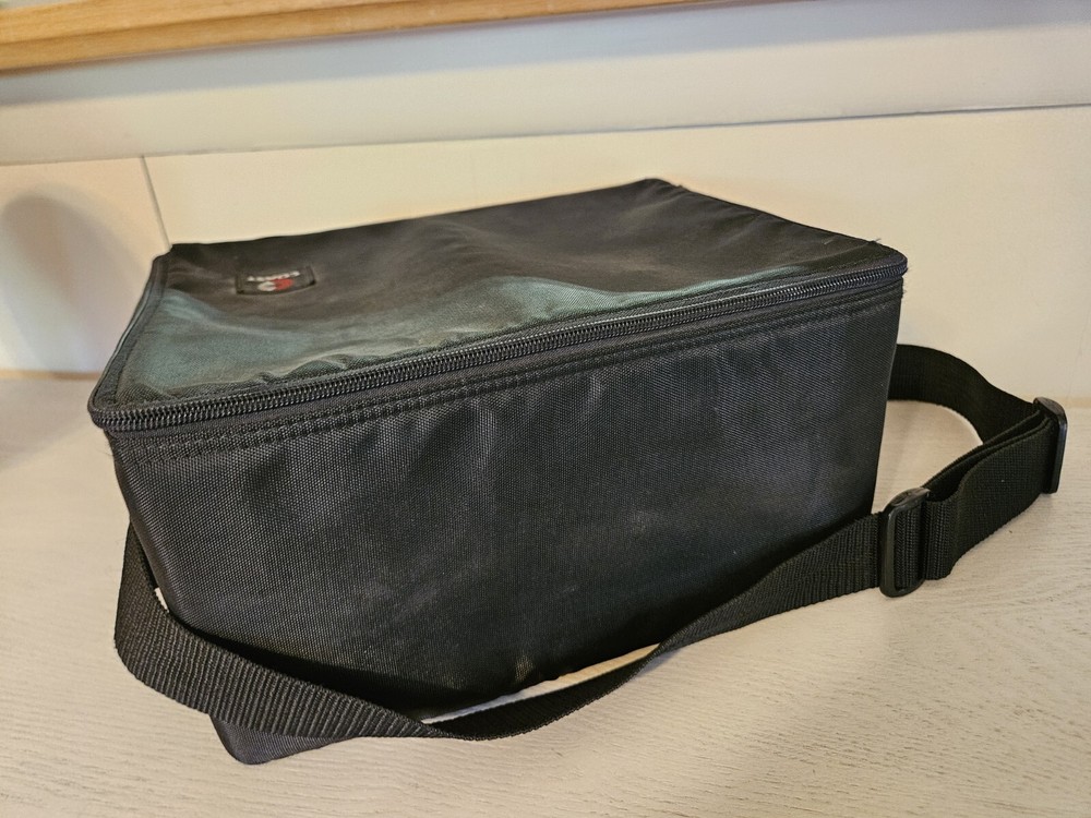 Vintage COAST 30-CD Carry Case Storage Black Zip & Strap Compact Disc