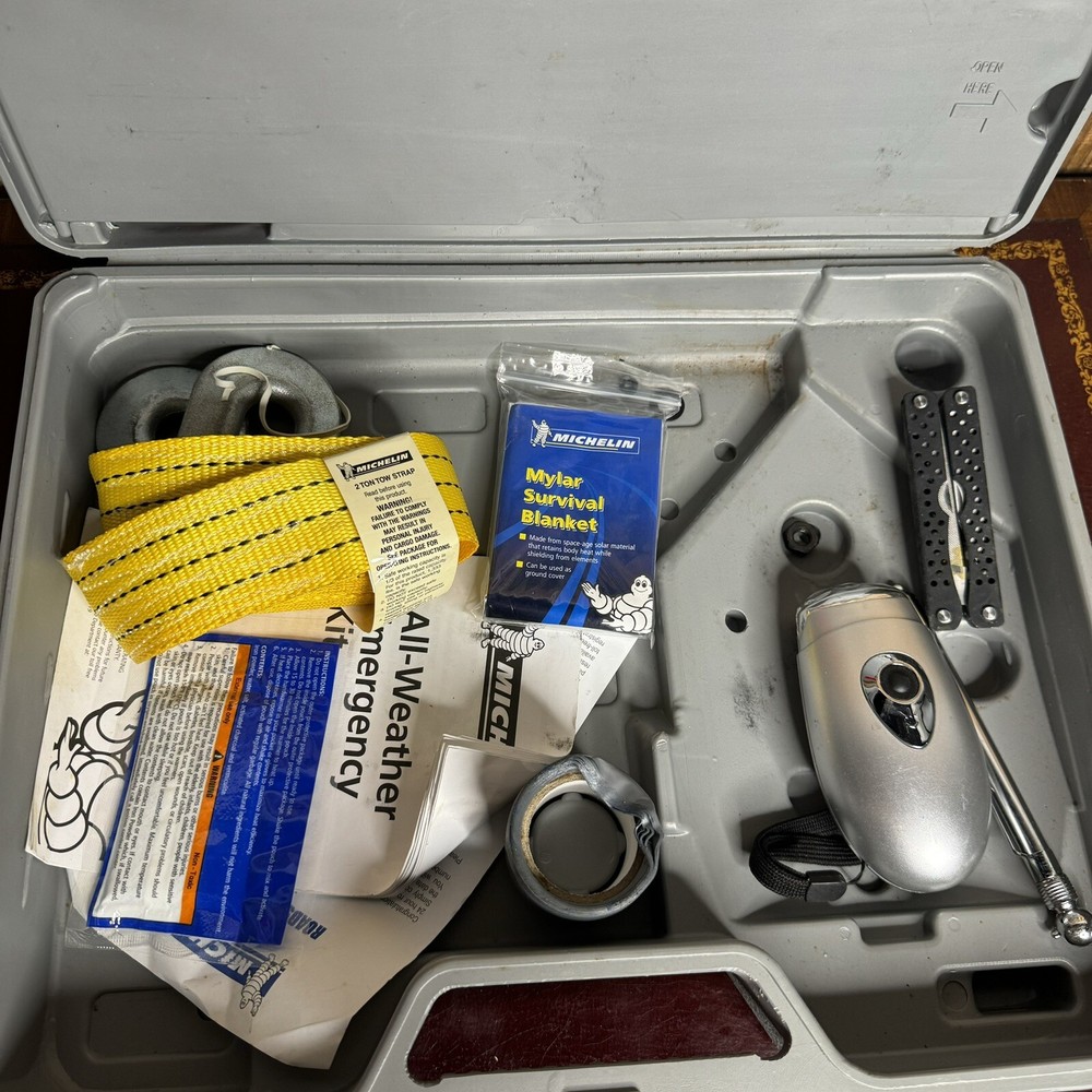 MICHELIN Emergency Roadside Kit - Incomplete