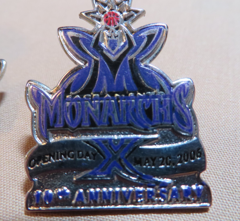 Sacramento Monarchs Pins