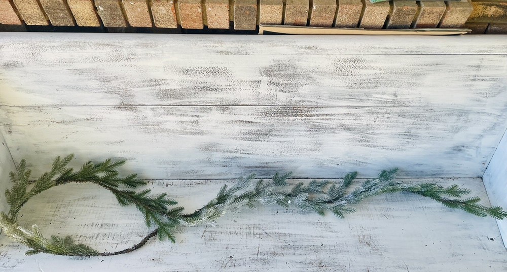 Ice Finish Garland