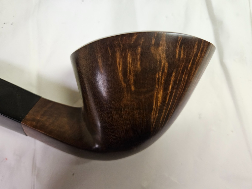 Mario Grande Diamond-Shank Dublin Pipe