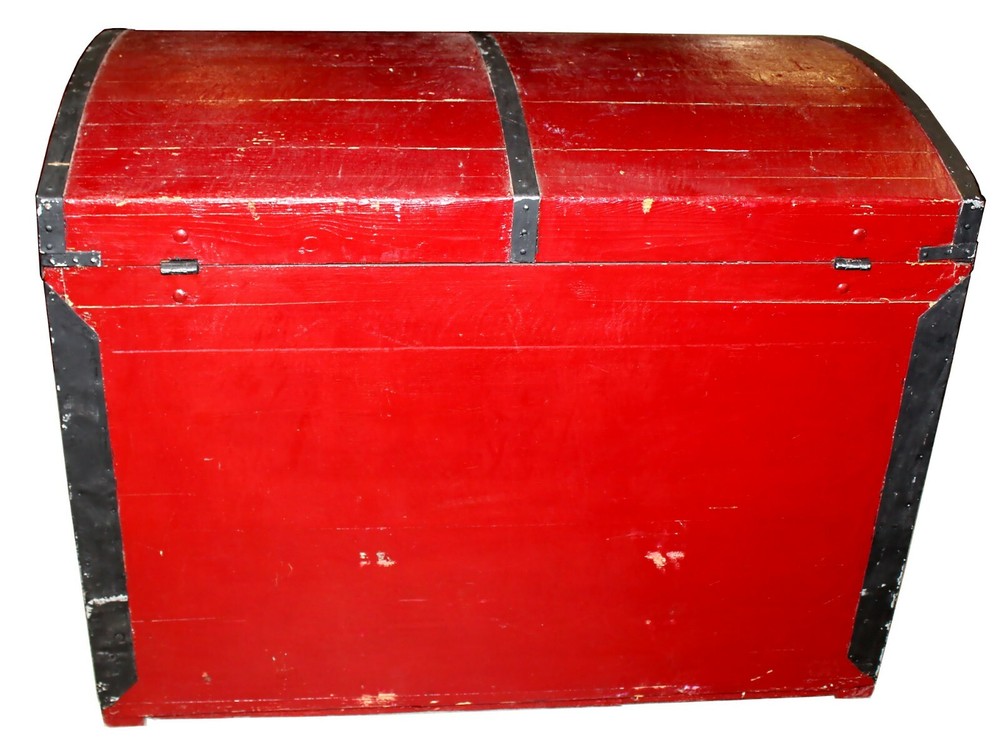 Vintage Handmade Cedar Red Storage Steamer Trunk Chest