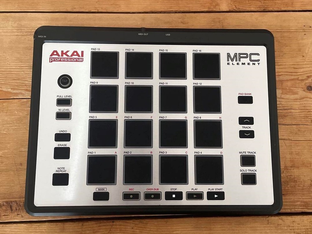 AKAI Professional MPC ELEMENT Music Production Controller 16 Pad Sampler USB