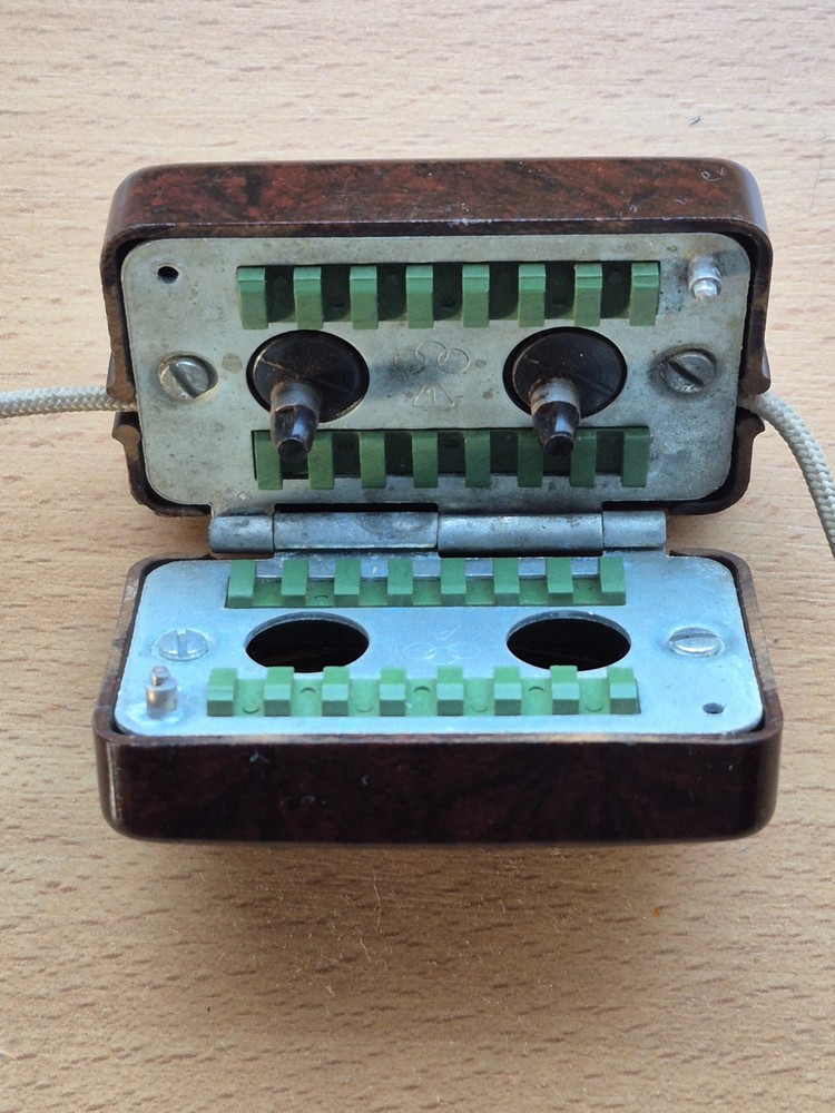 VINTAGE bakelite safety razor blade sharpener, rare sharpening