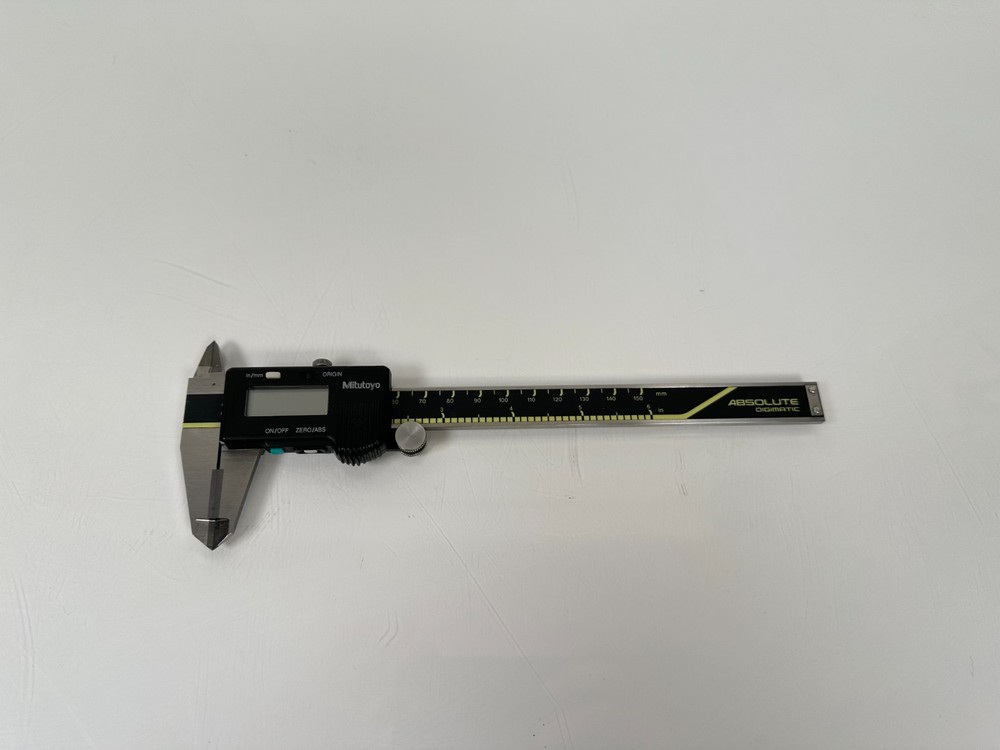 Mitutoyo CD-6” CWW 500-175 Digital Caliper w/ Case