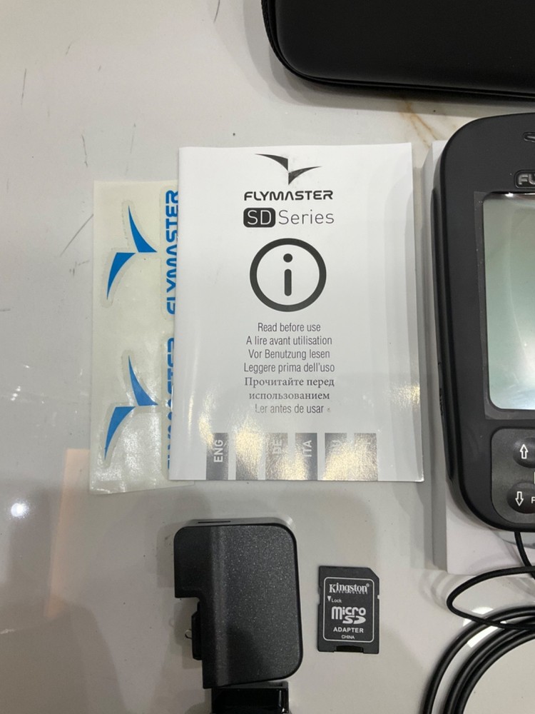 FLYMASTER LIVE SD 3G DURABLE FLIGHT INSTRUMENT