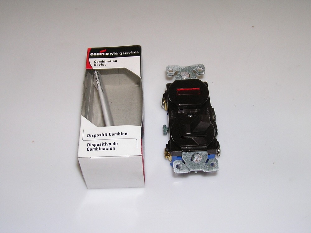 COOPER WIRING DEVICES  294B - BOX  COMBINATION  3- WAY SWITCH AND PILOT LIGHT