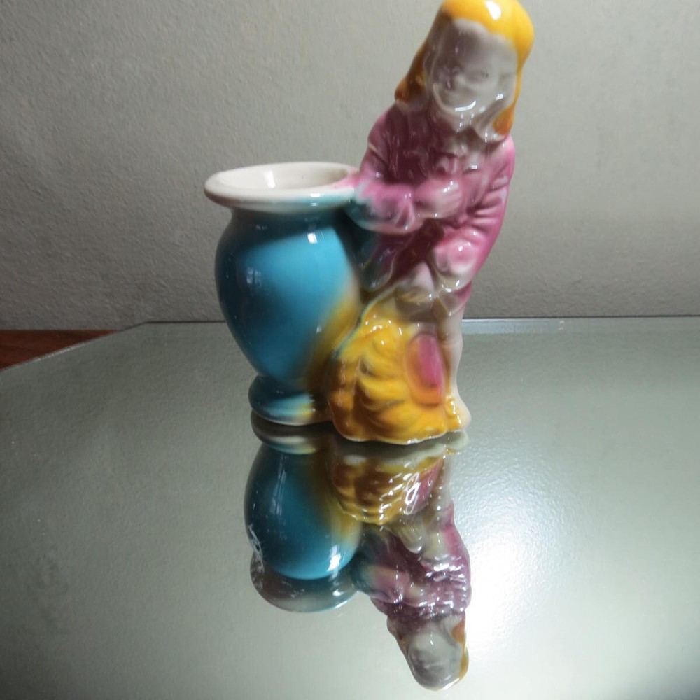 Plume hatted gentleman vintage planter bowing