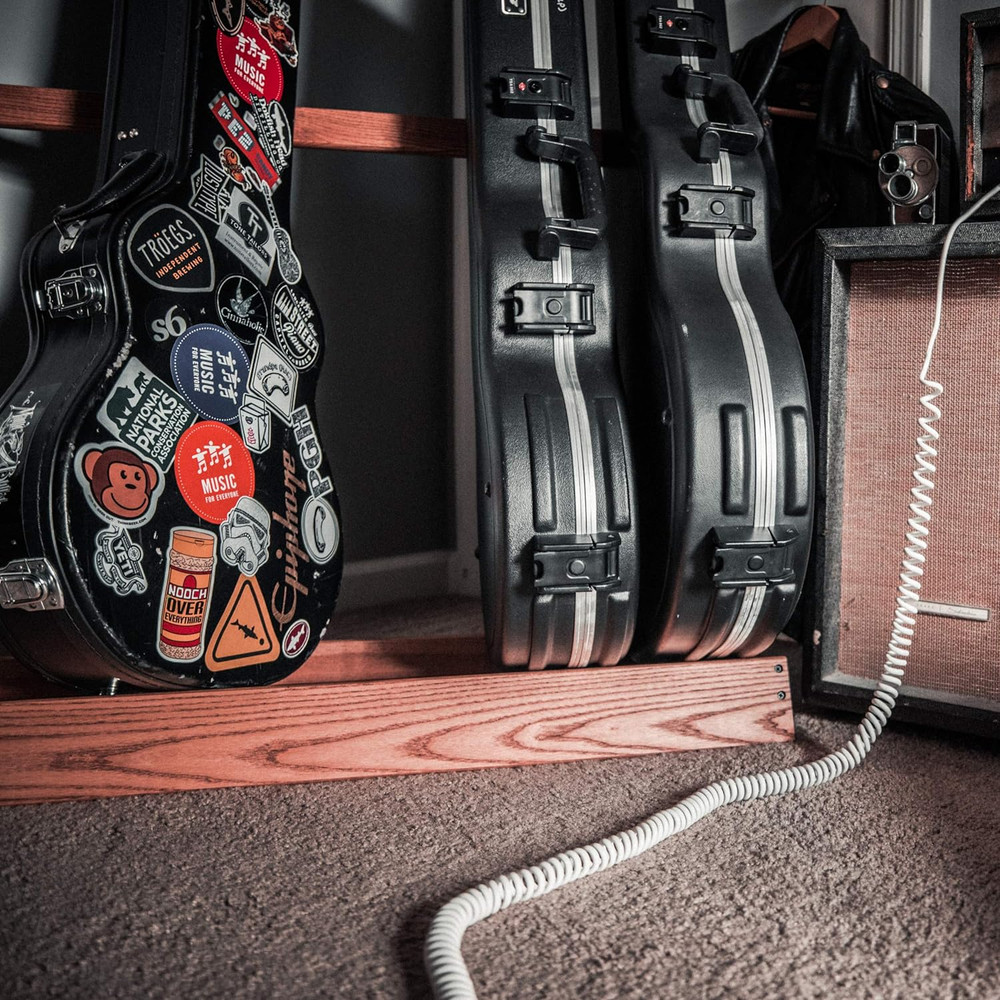 CC29 Folding Hardwood Guitar Case Rack