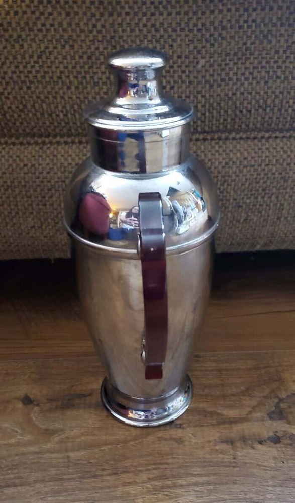 Vintage Cromwell Silver Mfg Chromium Cocktail Pitcher Shaker Bakelite Handle