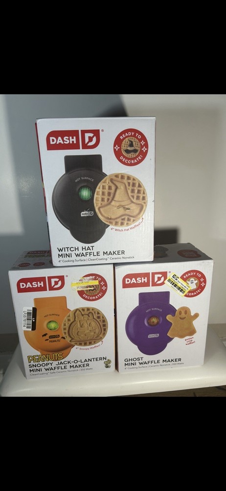 Dash Witch Hat Mini Waffle Maker 4” Nonstick Halloween Kitchen