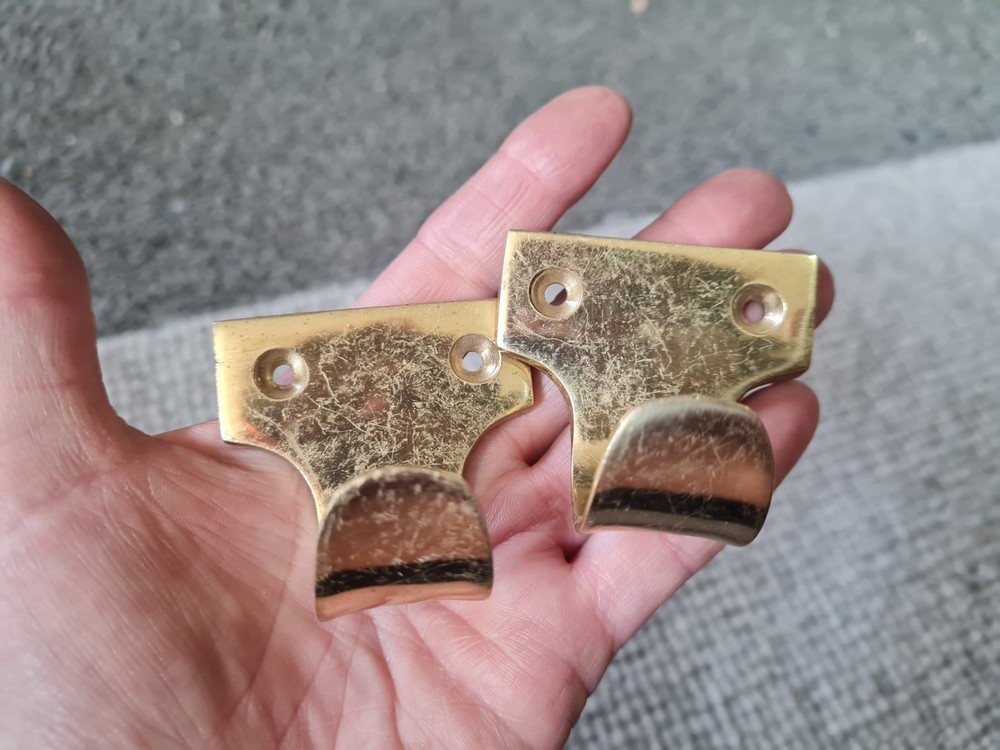 2 x Vintage Brass Sash Window handle pulls