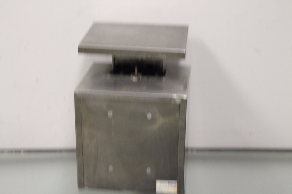 Used DON 32 Oz Capacity Scale Model SR-2 Portion Control Stainless Works