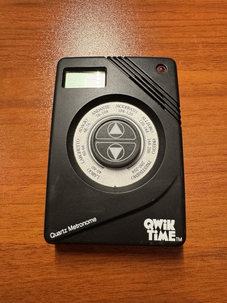 ⭐️Quick Time Quartz Metronome - Stand & Headphone Jack Tested &Working - Used