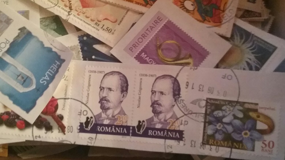 35 different USED WORLDWIDE Stamps