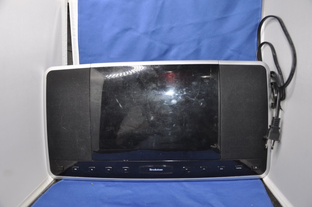 Brookstone Wall Mount CD/ IPOD/ Tuner Tested Working