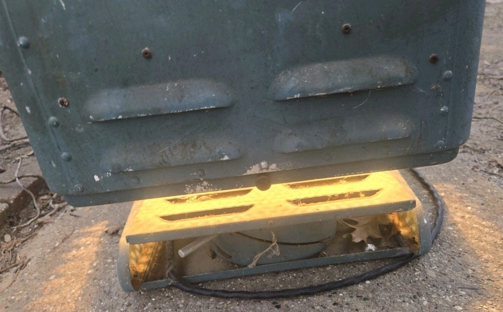 Vintage J.Y. Taylor TS7 Spotlight Opaque Projector