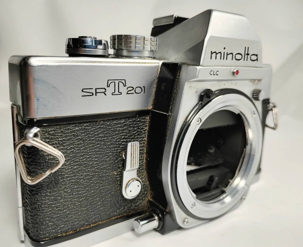 Minolta SRT 201 Camera Shutter Works Light Meter Untested Sell As-is No Return