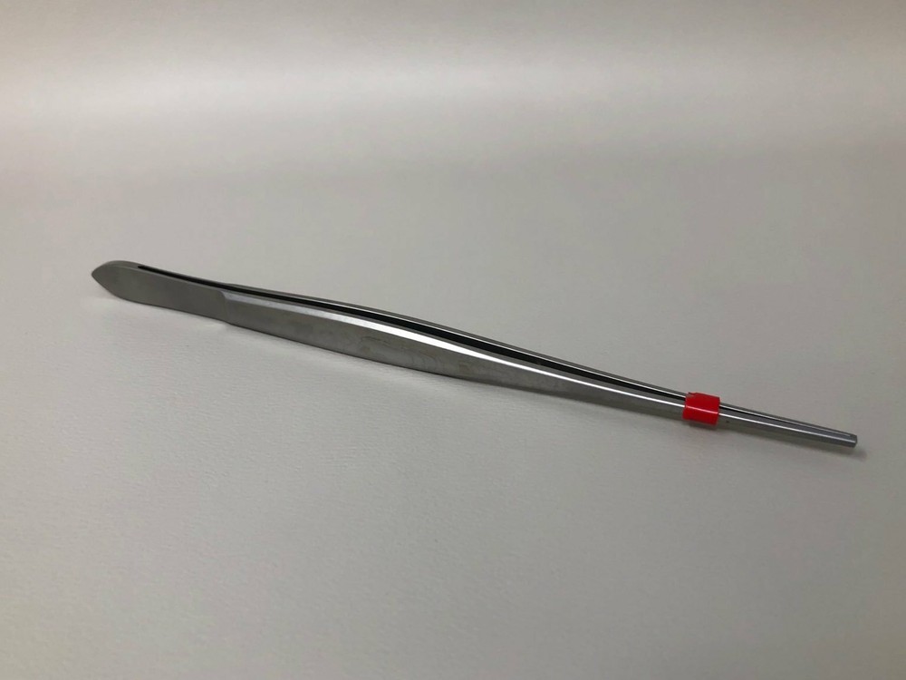 Aesculap MD463 Cushing Tissue Forceps, 1 x 2 Teeth, 7" Length