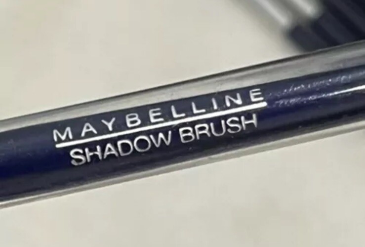 5 Maybelline Shadow Brush 350SB