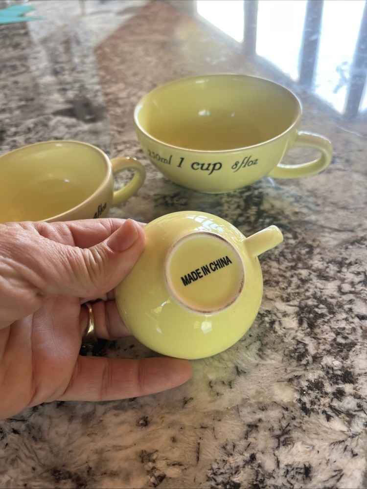 Stackable Ceramic Measuring Cups Set in Yellow