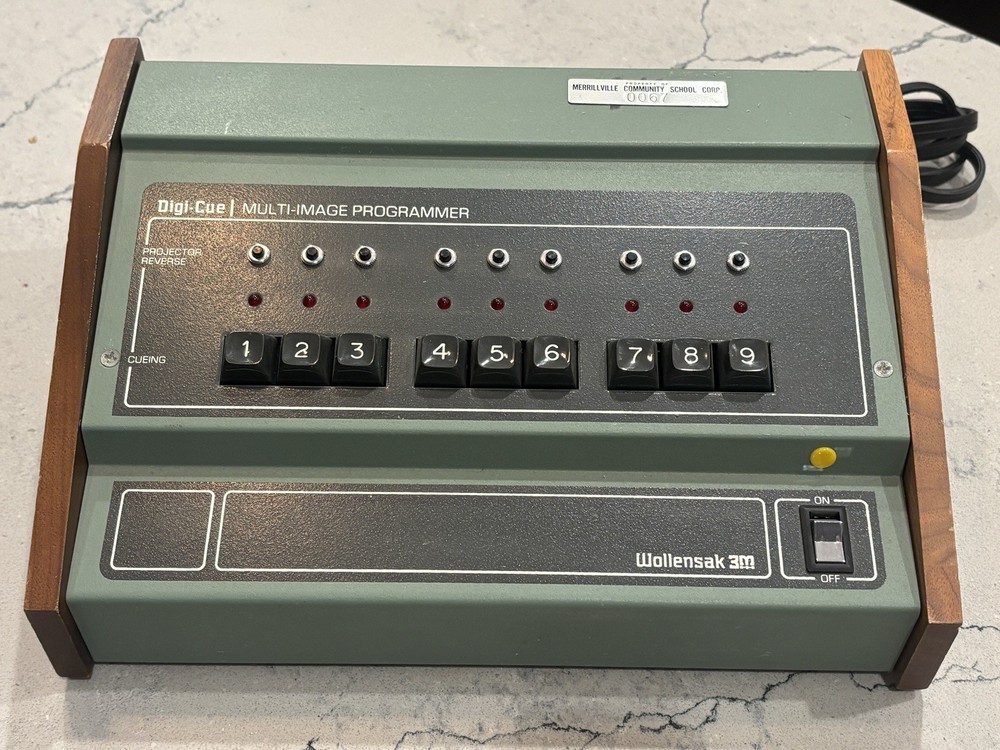 Vintage Wollensak Digi-Cue Multi-Image Programmer Slide Projector Controller