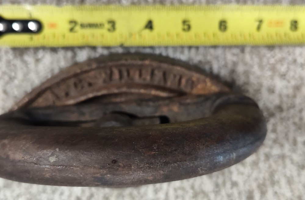 VINTAGE A.C. WILLIAMS IRON -NICE PIECE