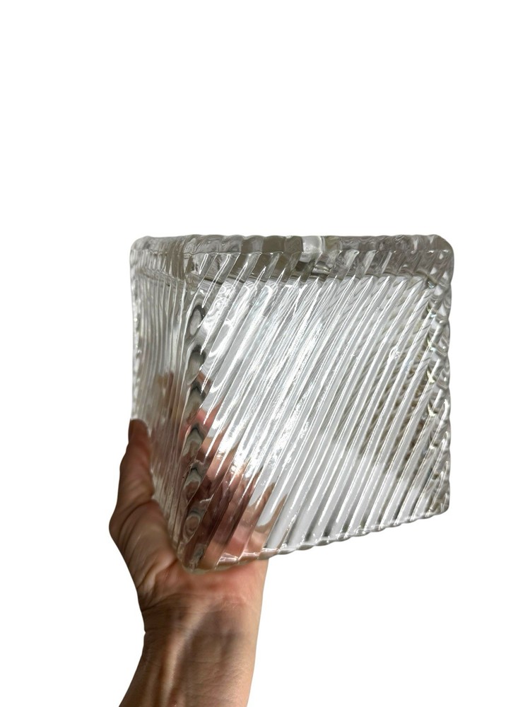 Glass Tissue Holder