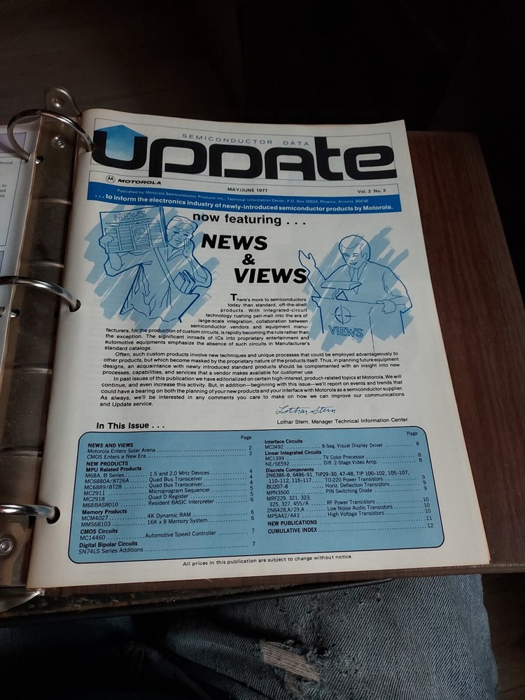 MOTOROLA PRODUCE REFERENCE UPDATE SEMICONDUCTOR DATA UPDATE APRIL 1977 VOL 2 # 2
