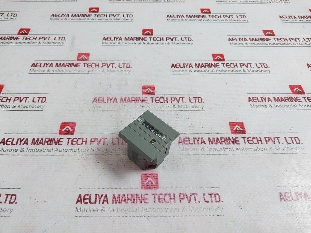 Bauser 629 631 Hour Meter 10-80VDC