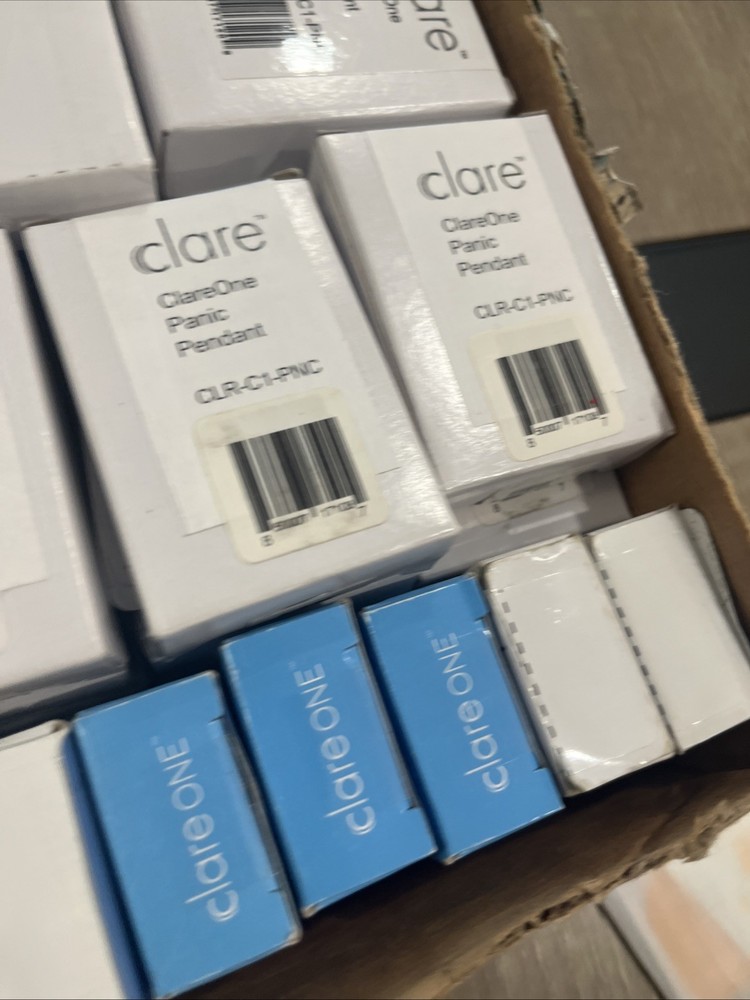 panic pendant CLARE ONE