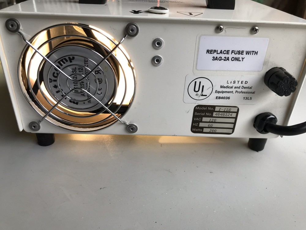 Fiber Optic Light Source Model I-150, 200 Watts High Intensity Halogen